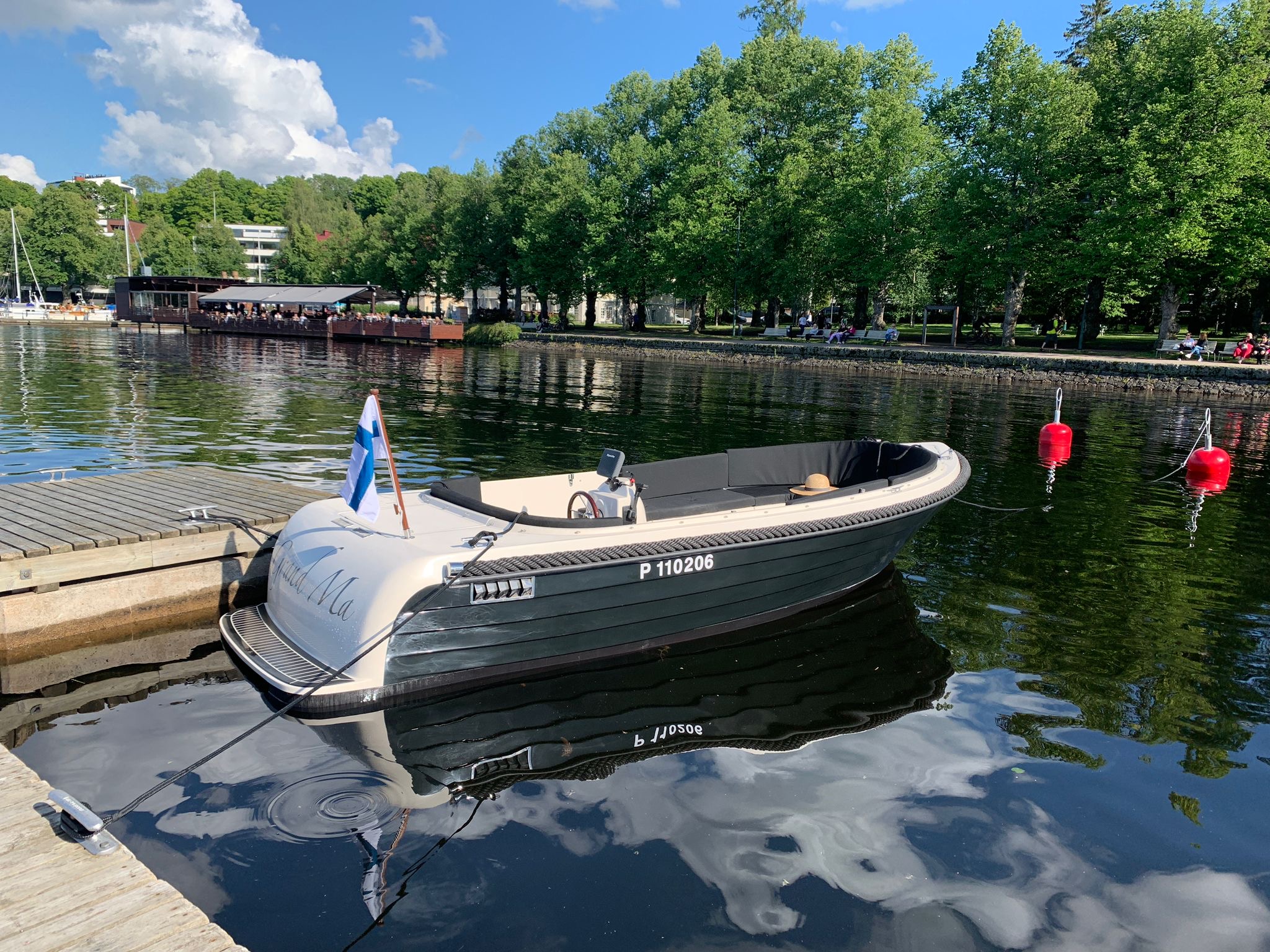 Admiral 570 Retro Moottorivene